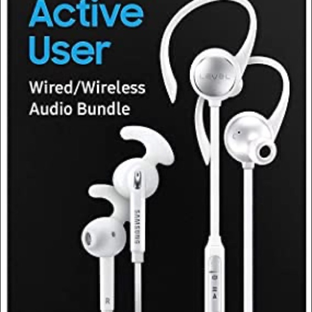 Samsung Level Active User Wired/Wireless Audio Bundle